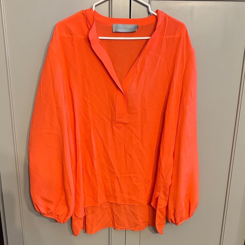 SILVIA TCHERASSI! BEAUTIFUL
Triora Split-Neck Tangerine Blouse sz Lg